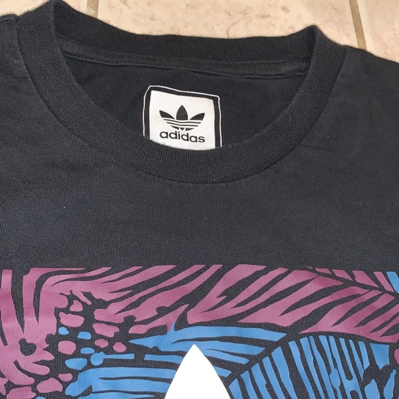 Adidas - Picture 3 of 6